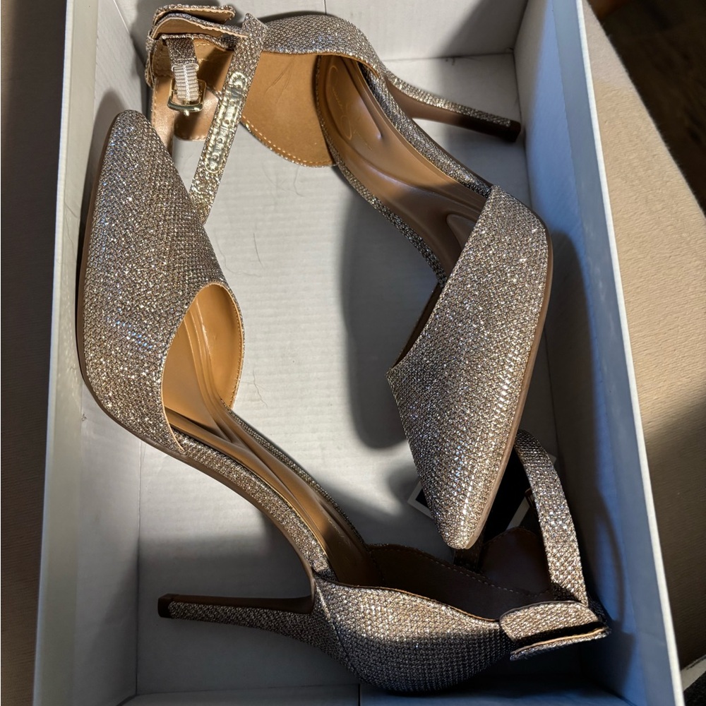 Joie Elegant Gold Women's Heels